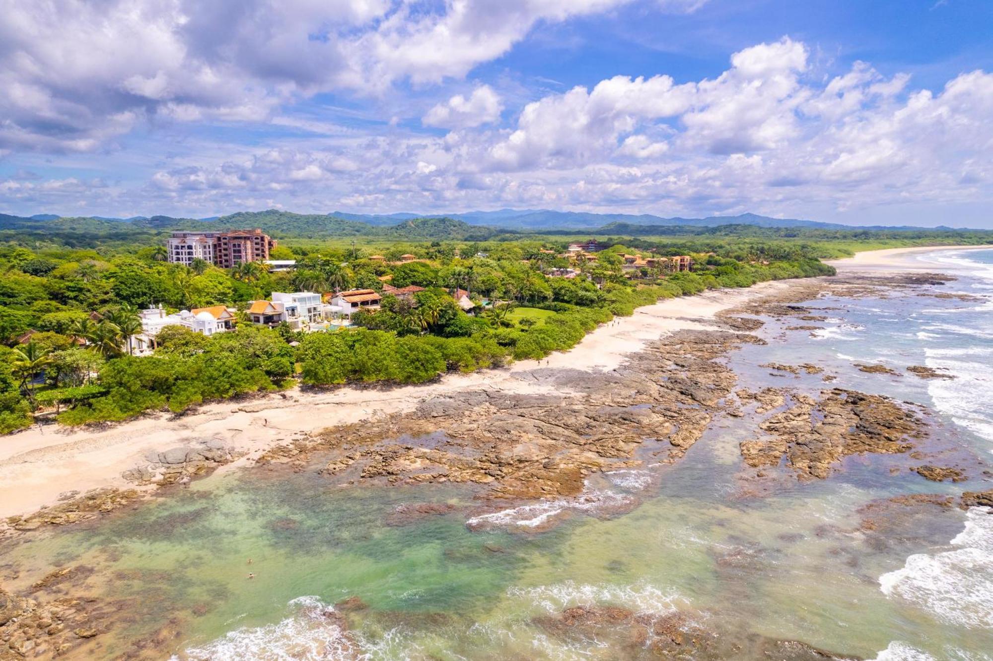 Villa Cerca Del Mar 6- 3Br House With Pool Tamarindo Bagian luar foto